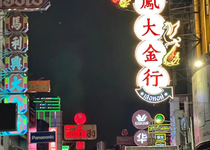 曼谷唐人街三层独栋洋楼24小时自助入住
