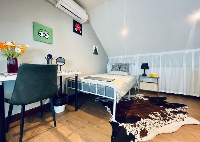 曼谷唐人街三层独栋洋楼24小时自助入住 Apartment Bangkok